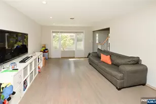 5-15 Dorothy St, Fair Lawn, NJ 07410 - Photo 3