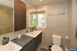 5-15 Dorothy St, Fair Lawn, NJ 07410 - Photo 13