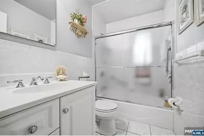 291 S Chestnut Street, Washington Township, NJ 07676 - Photo 15