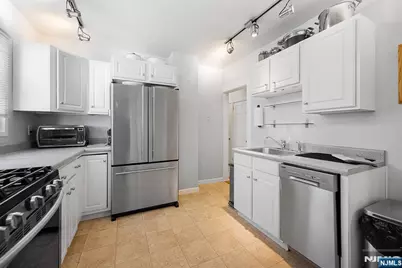 125 Alexander Avenue, Montclair, NJ 07043 - Photo 13