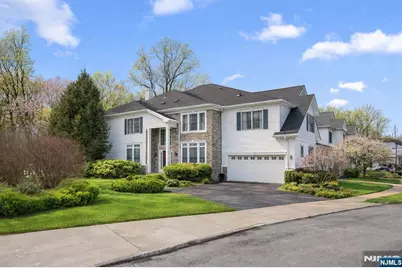 48 Bovensiepen Court, Roseland, NJ 07068 - Photo 31