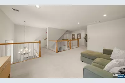 48 Bovensiepen Court, Roseland, NJ 07068 - Photo 17