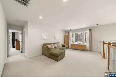 48 Bovensiepen Court, Roseland, NJ 07068 - Photo 19