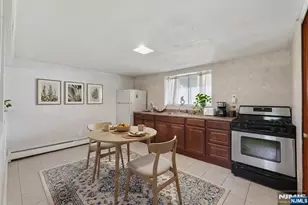 123 Cosman St, Washington Township, NJ 07676 - Photo 11