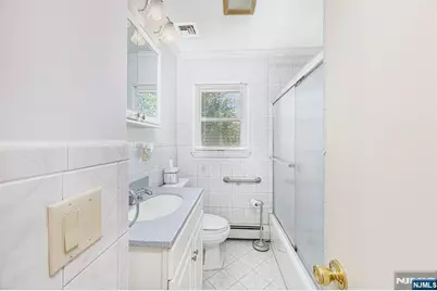 225 Linden Road, Wayne, NJ 07470 - Photo 9