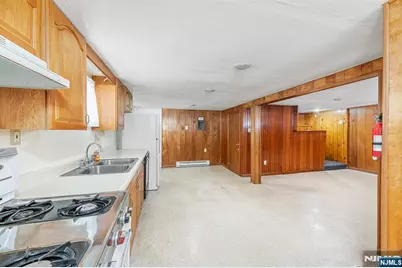 225 Linden Road, Wayne, NJ 07470 - Photo 31