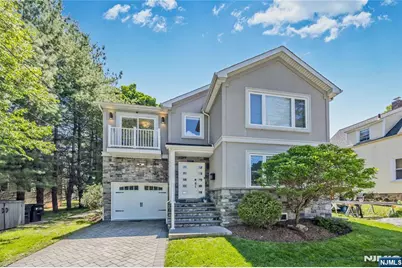 82 Monroe Avenue, Cresskill, NJ 07626 - Photo 11