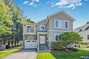 82 Monroe Ave, Cresskill, NJ 07626 - Photo 11