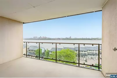 1203 River Road 9G #9G, Edgewater, NJ 07020 - Photo 17