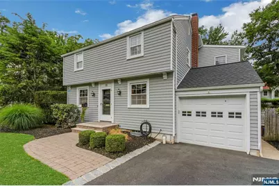 15 Colonial Road, Tenafly, NJ 07670 - Photo 33