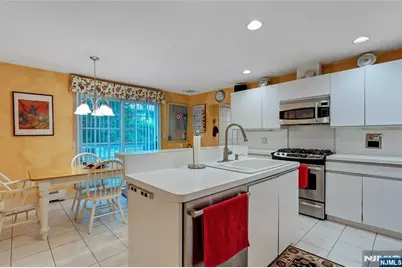 15 Colonial Road, Tenafly, NJ 07670 - Photo 17