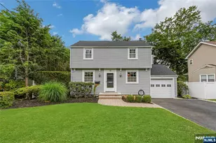 15 Colonial Rd, Tenafly, NJ 07670 - Photo 1