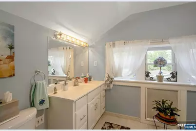 324 Franklin Turnpike, Mahwah, NJ 07430 - Photo 11