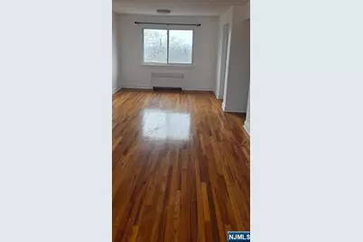 55 Bergen Boulevard 5B #5B, Palisades Park, NJ 07650 - Photo 1