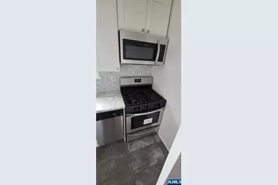 55 Bergen Boulevard 5B #5B, Palisades Park, NJ 07650 - Photo 3