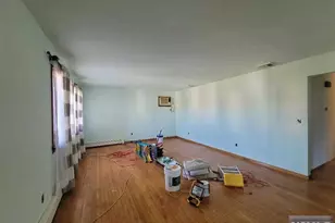 46 E Central Blvd 2nd Floor, Palisades Park, NJ 07650 - Photo 3