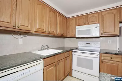 550 Fairview 312 #312, Westwood, NJ 07675 - Photo 19