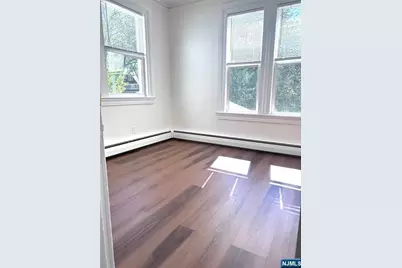322 Carmita, Rutherford, NJ 07094 - Photo 11