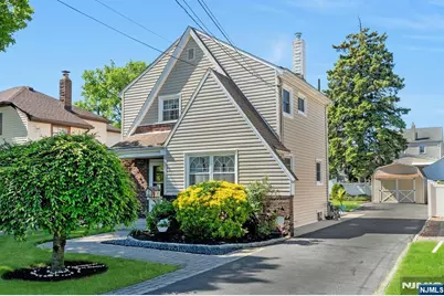 138 Lincoln Avenue, Wood Ridge, NJ 07075 - Photo 3