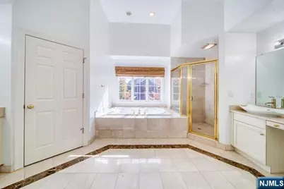 270 Marietta Street, Englewood Cliffs, NJ 07632 - Photo 17
