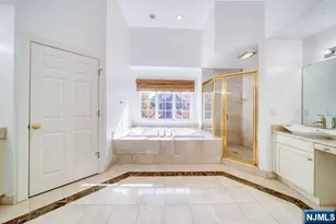 270 Marietta St, Englewood Cliffs, NJ 07632 - Photo 17