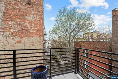 865 Summit Avenue 2 #2, Jersey City, NJ 07307 - Photo 19