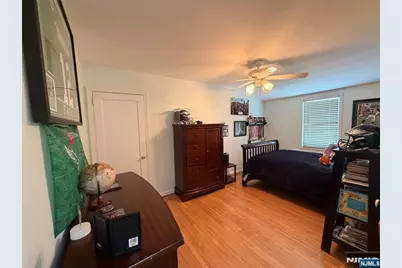 270 Bell Avenue, Hasbrouck Heights, NJ 07604 - Photo 13