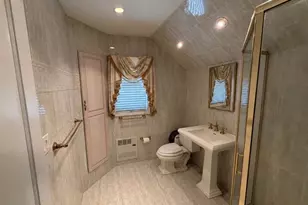 270 Bell Ave, Hasbrouck Heights, NJ 07604 - Photo 15