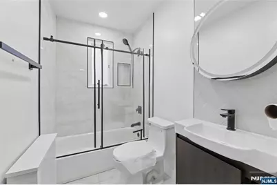 35-10 Ferry Heights, Fair Lawn, NJ 07410 - Photo 15
