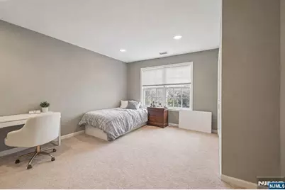 123 Levinberg Lane, Wayne, NJ 07470 - Photo 17