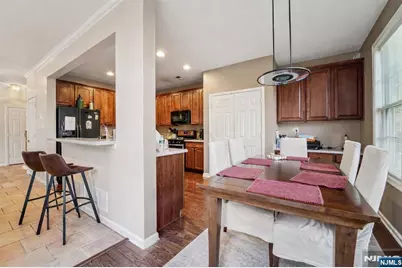 123 Levinberg Lane, Wayne, NJ 07470 - Photo 9