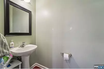 123 Levinberg Lane, Wayne, NJ 07470 - Photo 11
