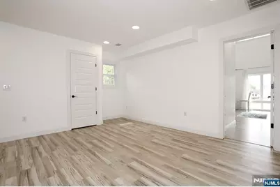 169 Woodward Avenue, Rutherford, NJ 07070 - Photo 21