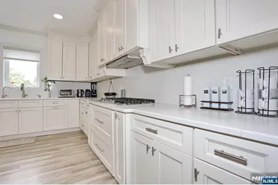 169 Woodward Avenue, Rutherford, NJ 07070 - Photo 13
