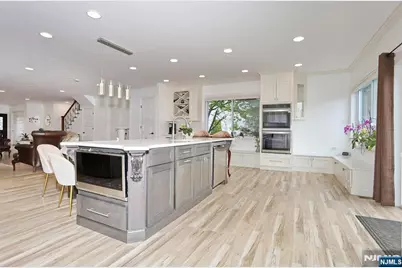 169 Woodward Avenue, Rutherford, NJ 07070 - Photo 17
