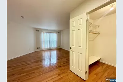 951 S Westgate Drive, Fort Lee, NJ 07024 - Photo 13