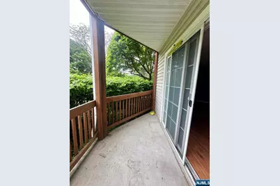 951 S Westgate Drive, Fort Lee, NJ 07024 - Photo 15