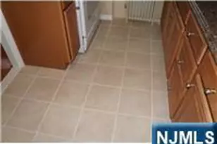 62 Reid Ave, Bergenfield, NJ 07621 - Photo 17