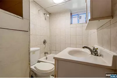 137 Central Avenue, Hackensack, NJ 07601 - Photo 23