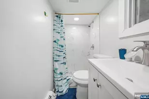 418 10th St, Newark, NJ 07103 - Photo 17