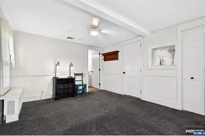 90 Hamburg, Bloomingdale, NJ 07403 - Photo 31