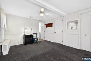 90 Hamburg, Bloomingdale, NJ 07403 - Photo 31