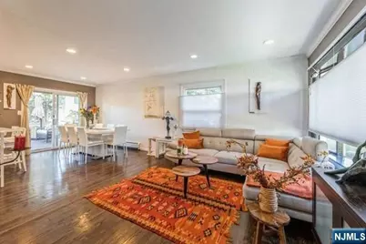 326 Brookside Avenue, Cresskill, NJ 07626 - Photo 5