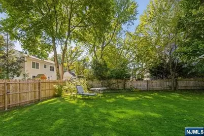 326 Brookside Avenue, Cresskill, NJ 07626 - Photo 25