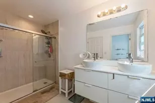 326 Brookside Ave, Cresskill, NJ 07626 - Photo 17