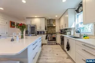 326 Brookside Ave, Cresskill, NJ 07626 - Photo 11