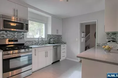 59 Buff Road, Tenafly, NJ 07670 - Photo 7
