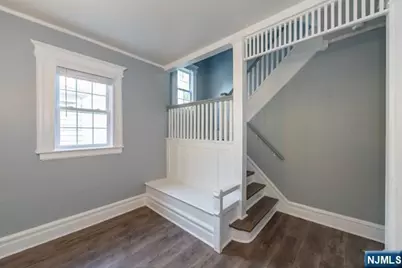 14 Grove Terrace 2 #2, Montclair, NJ 07042 - Photo 3