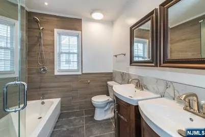14 Grove Terrace 2 #2, Montclair, NJ 07042 - Photo 13
