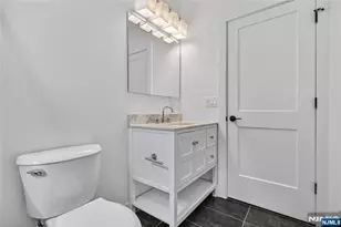 46 Hudson Ave A, Edgewater, NJ 07020 - Photo 11